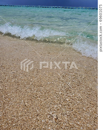 The sea of Okinawa The sea of Okinawa 69601075