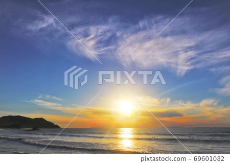 夕陽下的二浦浦（絲島市） 69601082