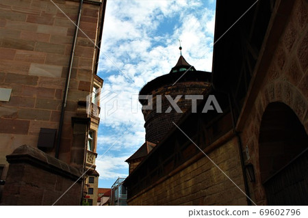 Munich Simver Tower 69602796