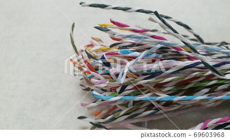 Color string 69603968