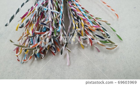 Color string 69603969