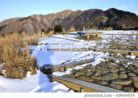 冬季從Tansawa山的Karasuo山頂看Tonodake的景色 69604936