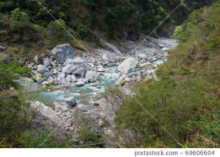Taroko Gorge (Landscape near Yue Fei Temple) Hualien, Taiwan 69606604