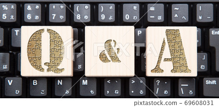 Q & A Question answering image PC keyboard background 69608031