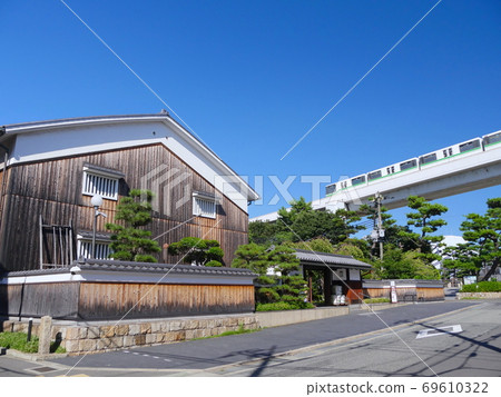 Kiku-Masamune Sake Brewery Memorial Hall and Rokko Liner / Kobe's Retro Nada Sake Brewery Kiku-Masamune Sake Brewery Memorial Hall and Rokko Liner / Kobe's Retro Nada Sake Brewery 69610322