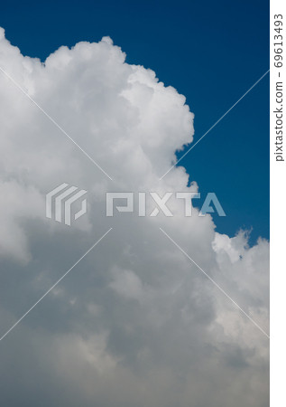 White Cloud on Blue Sky. White Cloud on Blue Sky. 69613493