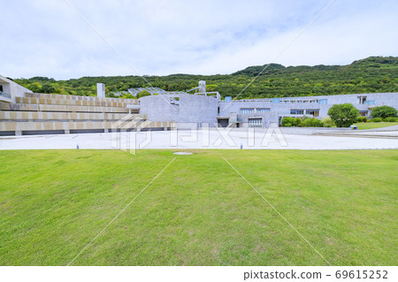 Awaji Yumebutai Autumn Flowers 69615252