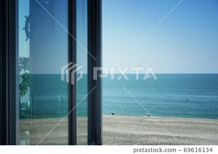 從豪華別墅看大海 69616134