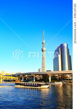 Scenery of Tokyo, Sumida River and Tokyo Sky Tree 69616580