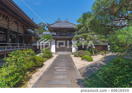 京都宮津千慈寺明月閣鐘樓門 京都宮津千慈寺明月閣鐘樓門 69616939