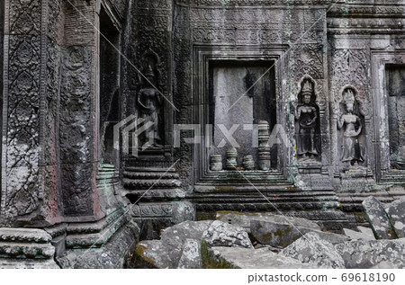 Ta Prohm Temple is The One Attractive Temple In Angkor Thom Area at Siem Reap Province of Cambodia. 69618190