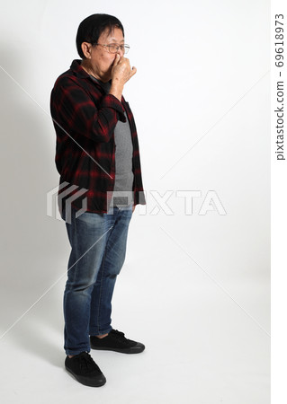 Senior Man Senior Man 69618973