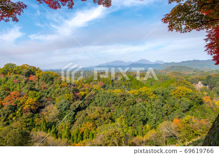 Autumn of Arajo Oka Castle Ruins 69619766
