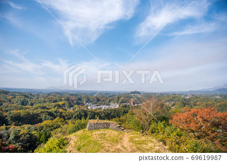Autumn of Arajo Oka Castle Ruins 69619987
