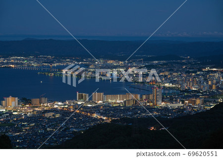 從比叡山車道看到的琵琶湖 夜景 滋賀縣大津市山上町 照片素材 圖片 圖庫