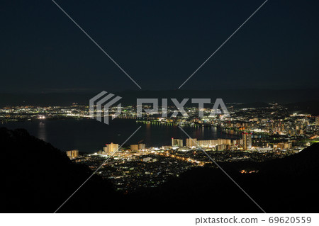從比叡山車道看到的琵琶湖 夜景 滋賀縣大津市山上町 照片素材 圖片 圖庫