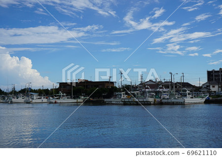 Yaizu Port, Shizuoka Prefecture 69621110