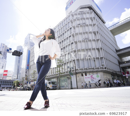 Shibuya female portrait Shibuya female portrait 69623917