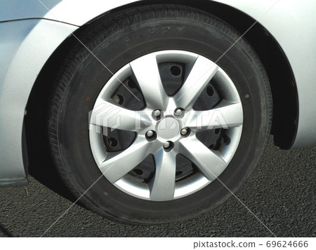 輪罩，鋼輪和輪胎 69624666