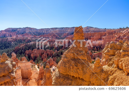 View of amazing hoodoos sandstone formations in scenic Bryce Canyon National Park 69625606