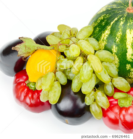 Fruits and vegetables isolated on white background. 69626461
