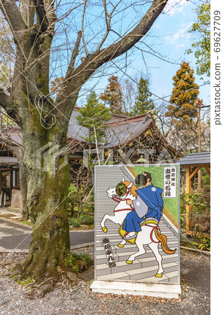 [Atago, Tokyo] The face of Heikuro Kagaki on a horse at Atago Shrine in Tokyo. 69627709
