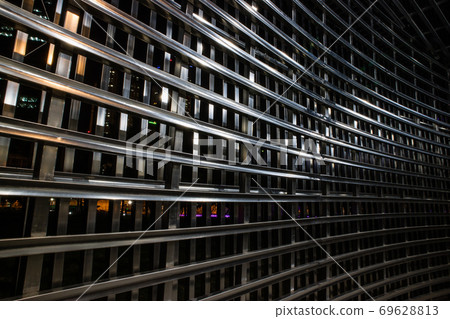 Seoul Icheon business district by night 69628813