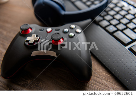 Game controller image material Game controller image material 69632601