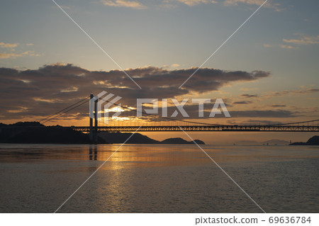 《Okayama Prefecture》 Scenery from Kusumi Nose, train crossing Seto Ohashi 69636784