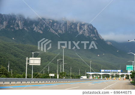 Misiryeong Tollgate Ulsanbawi Rock 69644075