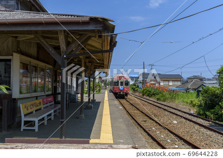 Ch子電鐵的富川站下車 Ch子電鐵的富川站下車 69644228