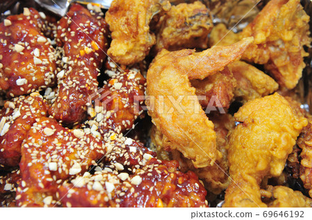 Chicken Chicken 69646192