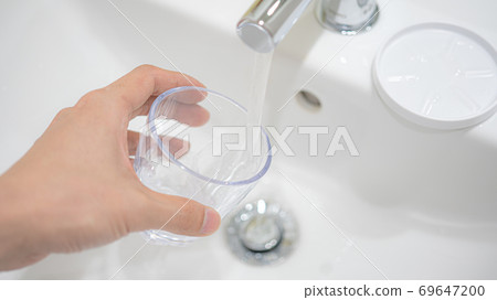 Tap water Tap water 69647200