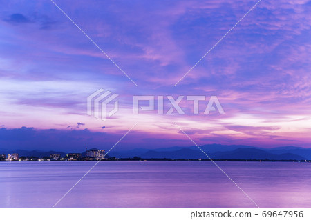 [Shiga Prefecture] Lake Biwa sunrise 69647956