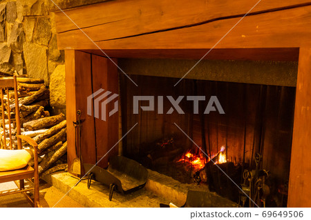 一個壁爐 一個壁爐 69649506