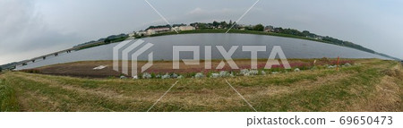 River side River side 69650473