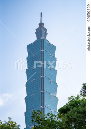 Aerial panorama over Downtown Taipei with Taipei 101 Skyscraper, capital city of Taiwan Aerial panorama over Downtown Taipei with Taipei 101 Skyscraper, capital city of Taiwan 69650899