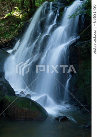 Shiga Prefecture Keimei Falls 2020 69651450