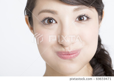 一個改變面子的女人 69659471