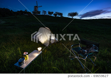 Windmill and solo camp Windmill and solo camp 69659627