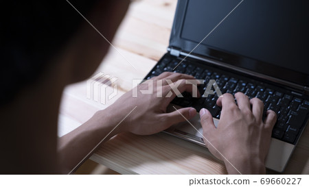 互聯網誹謗圖片 69660227