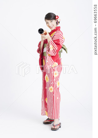 火箭筒餅乾和浴衣女人 火箭筒餅乾和浴衣女人 69663558