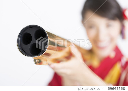 Bazooka crackers and yukata women Bazooka crackers and yukata women 69663568