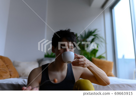 Male Portraits 69663915