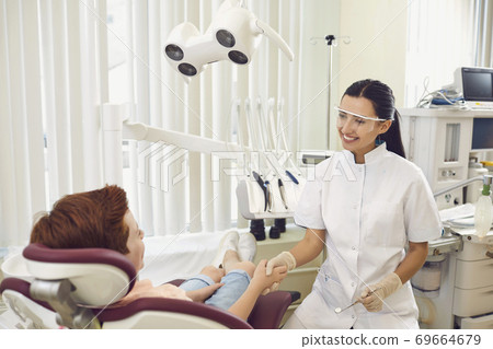 Dentist appointment. Dentistry. Children's doctor orthodontist. Orthodontics. Dentist appointment. Dentistry. Children's doctor orthodontist. Orthodontics. 69664679
