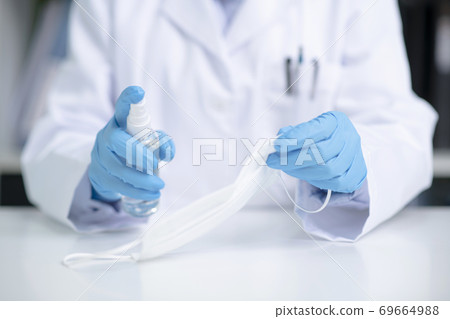 Science, chemistry, biology, and medicine concept, scientist with equipment and science experiments 025 69664988
