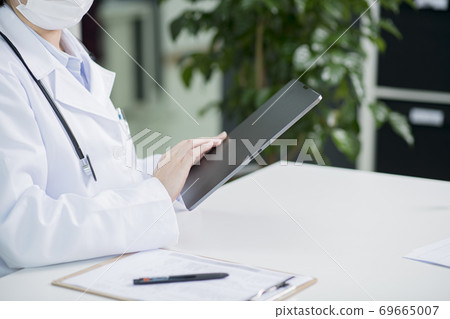 Science, chemistry, biology, and medicine concept, scientist with equipment and science experiments 048 Science, chemistry, biology, and medicine concept, scientist with equipment and science experiments 048 69665007