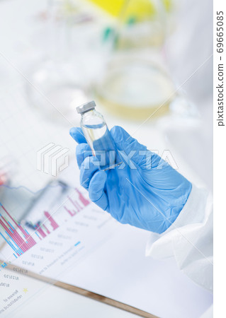 Science, chemistry, biology, and medicine concept, scientist with equipment and science experiments 105 Science, chemistry, biology, and medicine concept, scientist with equipment and science experiments 105 69665085