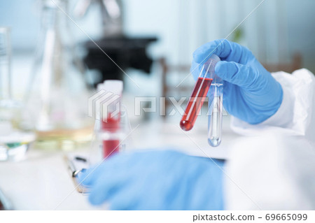 Science, chemistry, biology, and medicine concept, scientist with equipment and science experiments 114 Science, chemistry, biology, and medicine concept, scientist with equipment and science experiments 114 69665099