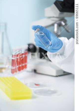 Science, chemistry, biology, and medicine concept, scientist with equipment and science experiments 129 Science, chemistry, biology, and medicine concept, scientist with equipment and science experiments 129 69665111
